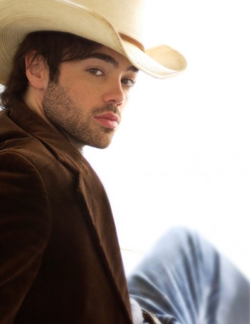 John Hensley fotoğrafı