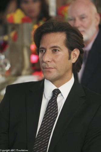 Henry Ian Cusick fotoğrafı