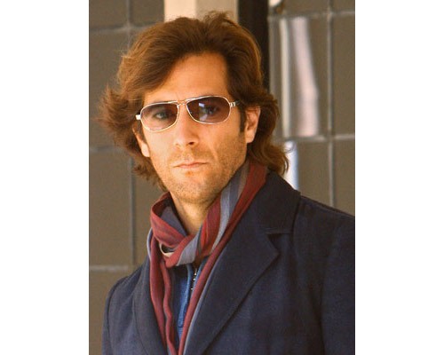 Henry Ian Cusick Fotoğrafı