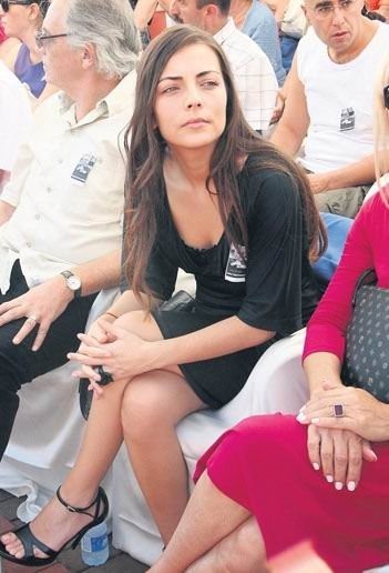 Burcu Kara fotoğrafı