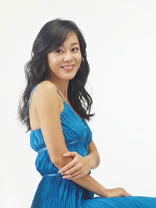 Yunjin Kim fotoğrafı