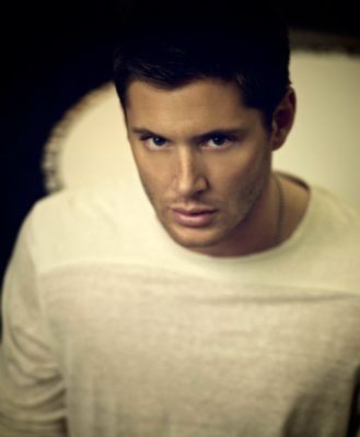 Jensen Ackles Fotoğrafı