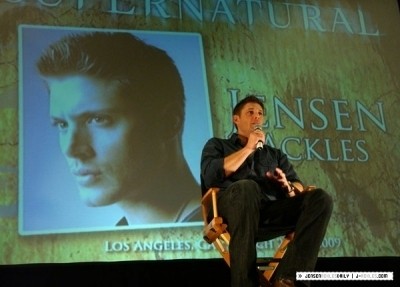 Jensen Ackles Fotoğrafı