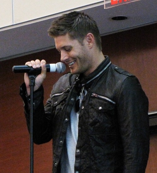 Jensen Ackles Fotoğrafı