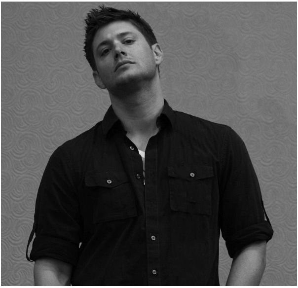 Jensen Ackles Fotoğrafı