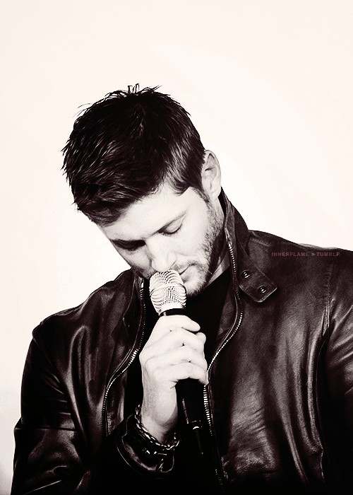 Jensen Ackles Fotoğrafı