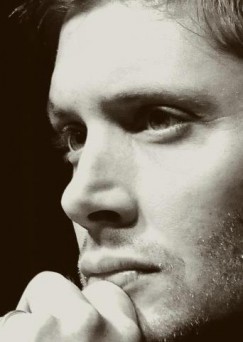 Jensen Ackles Fotoğrafı