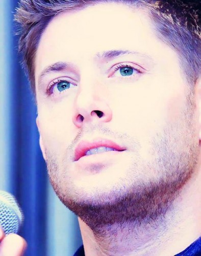 Jensen Ackles Fotoğrafı