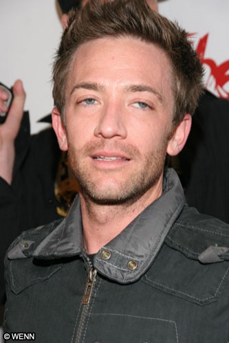 David Faustino fotoğrafı