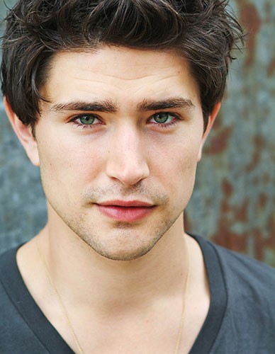 Matt Dallas Fotoğrafı