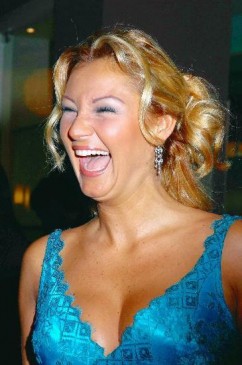 Pınar Altuğ Fotoğrafı