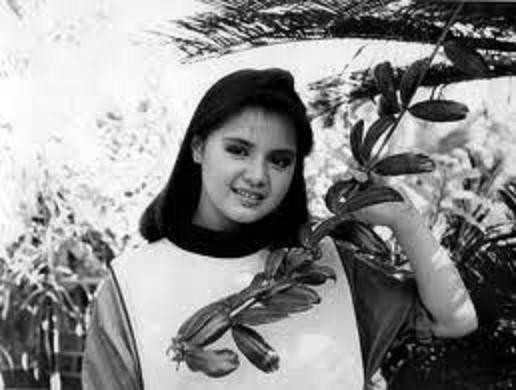 Julie Vega fotoğrafı