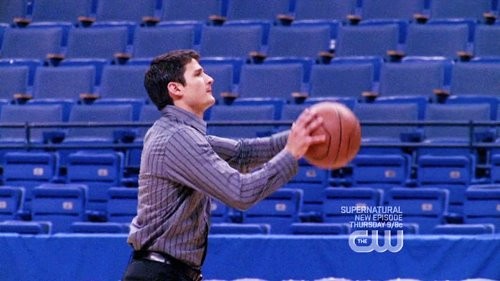 James Lafferty Fotoğrafı