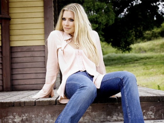 Emily Procter Fotoğrafı