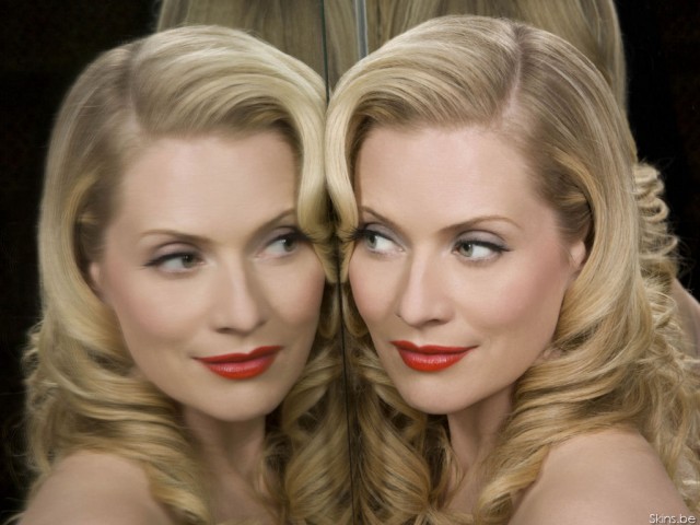 Emily Procter fotoğrafı