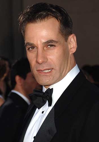 Adrian Pasdar Fotoğrafı