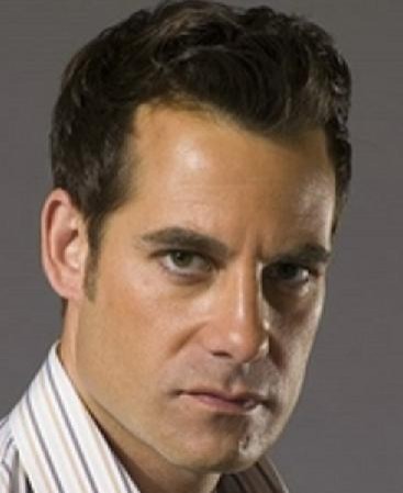 Adrian Pasdar Fotoğrafı