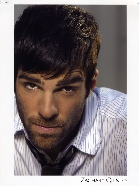 Zachary Quinto Fotoğrafı