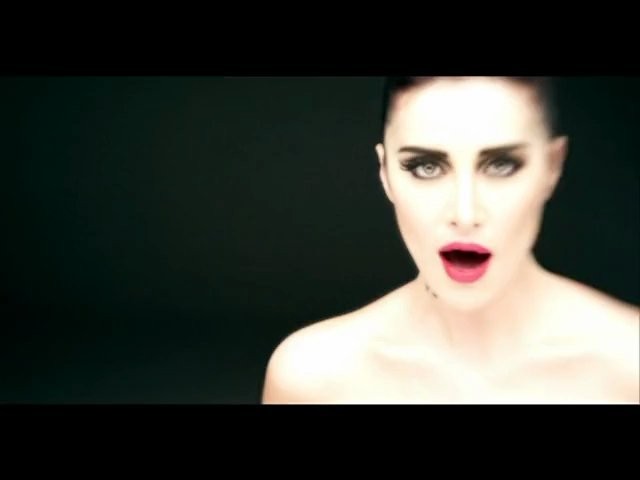 Sıla Gençoğlu Fotoğrafı