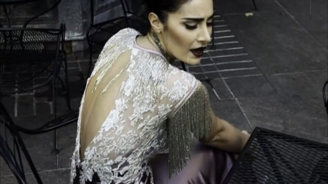 Sıla Gençoğlu Fotoğrafı