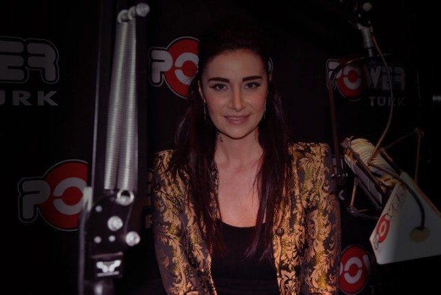 Sıla Gençoğlu Fotoğrafı