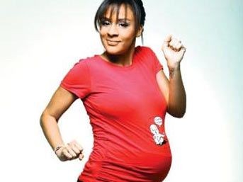 Defne Joy Foster Fotoğrafı