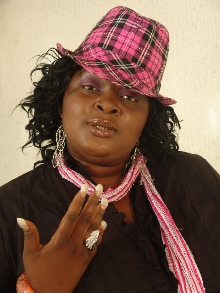 Eniola Badmus fotoğrafı