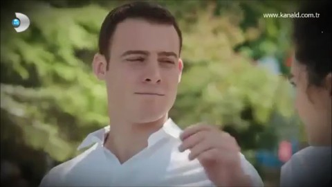 Kerem Bürsin Fotoğrafı