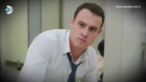 Kerem Bürsin Fotoğrafı