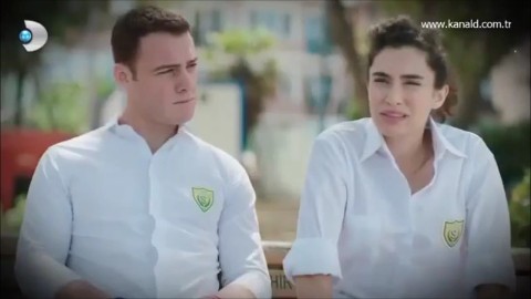 Kerem Bürsin Fotoğrafı