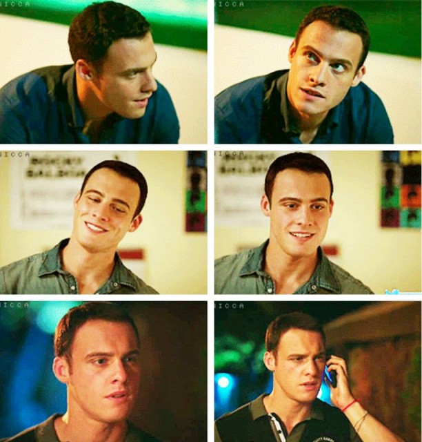 Kerem Bürsin Fotoğrafı