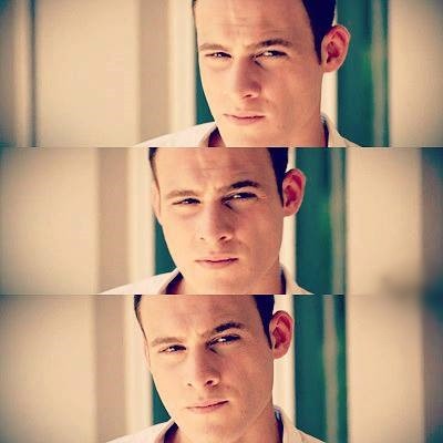 Kerem Bürsin Fotoğrafı