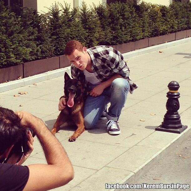 Kerem Bürsin Fotoğrafı