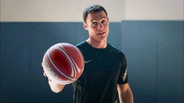 Kerem Bürsin Fotoğrafı