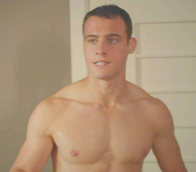 Kerem Bürsin Fotoğrafı