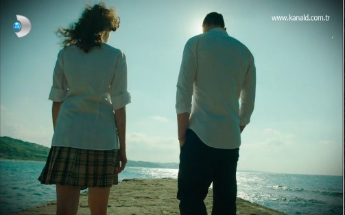 Kerem Bürsin Fotoğrafı