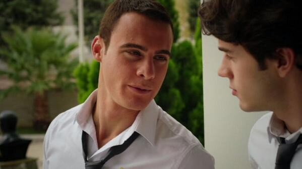 Kerem Bürsin Fotoğrafı