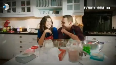 Kerem Bürsin Fotoğrafı