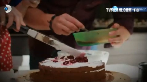 Kerem Bürsin Fotoğrafı