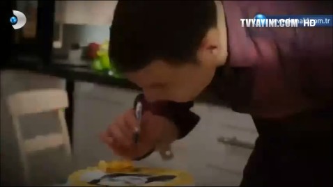 Kerem Bürsin Fotoğrafı