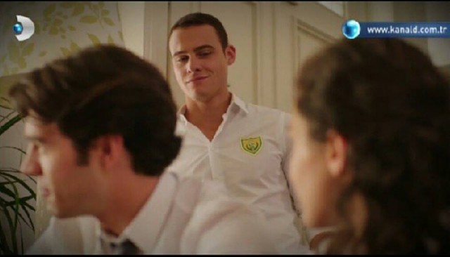 Kerem Bürsin Fotoğrafı