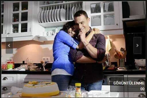 Kerem Bürsin Fotoğrafı