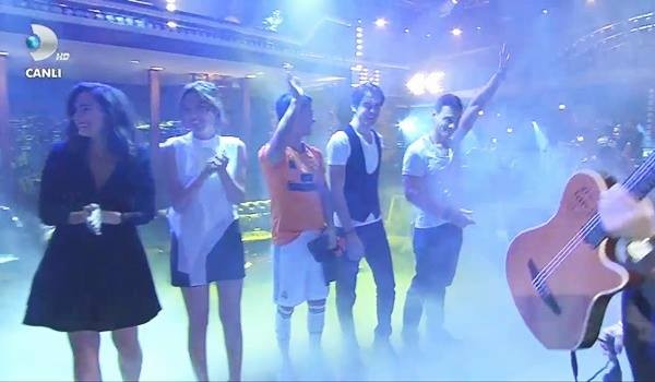 Kerem Bürsin Fotoğrafı