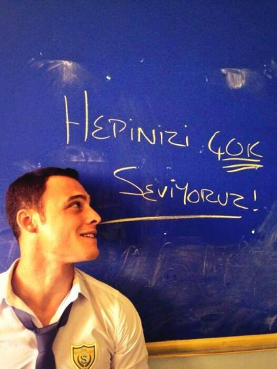 Kerem Bürsin Fotoğrafı