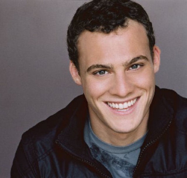 Kerem Bürsin Fotoğrafı