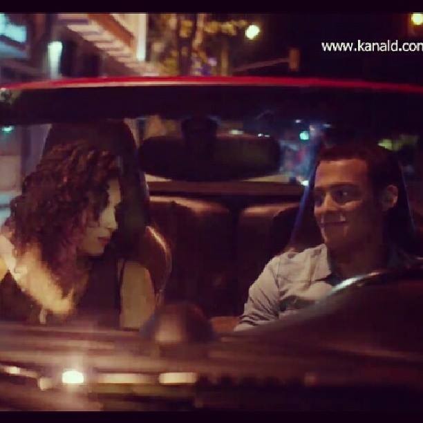 Kerem Bürsin Fotoğrafı