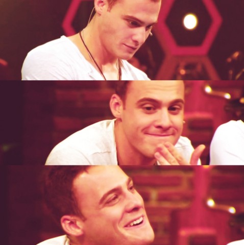 Kerem Bürsin Fotoğrafı