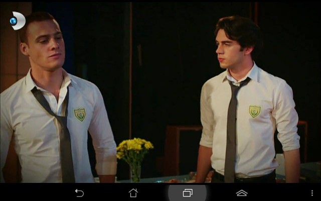 Kerem Bürsin Fotoğrafı