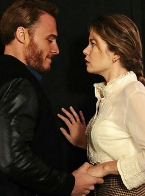 Kerem Bürsin Fotoğrafı