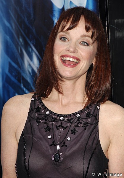 Pamela Sue Martin fotoğrafı